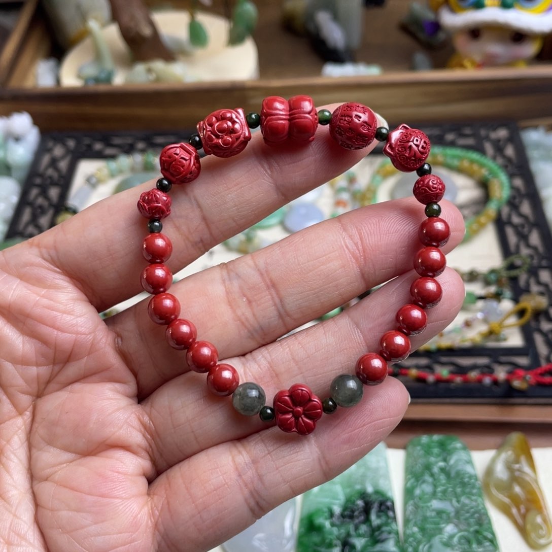 翡翠手链未镶嵌设计款手链