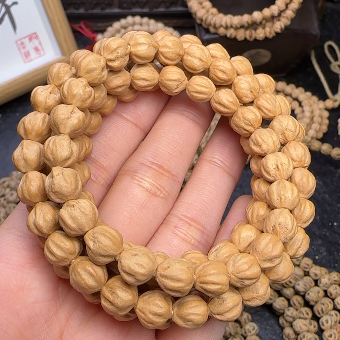 柏香籽/百香籽吊坠～