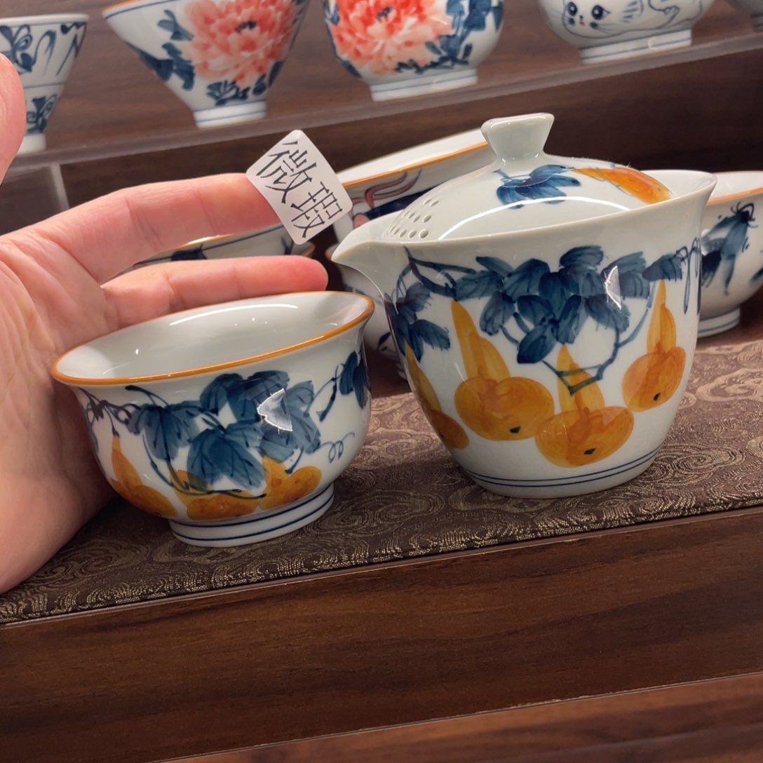 釉下手绘茶具微瑕