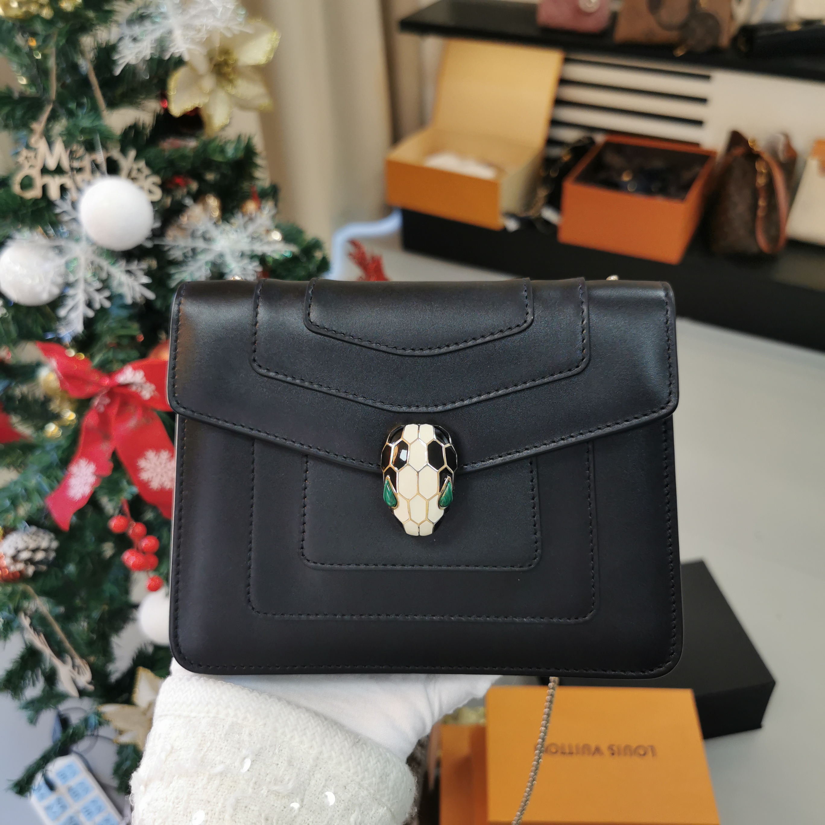 99新 BVLGARI/宝格丽 宝格丽黑色蛇头链条包
