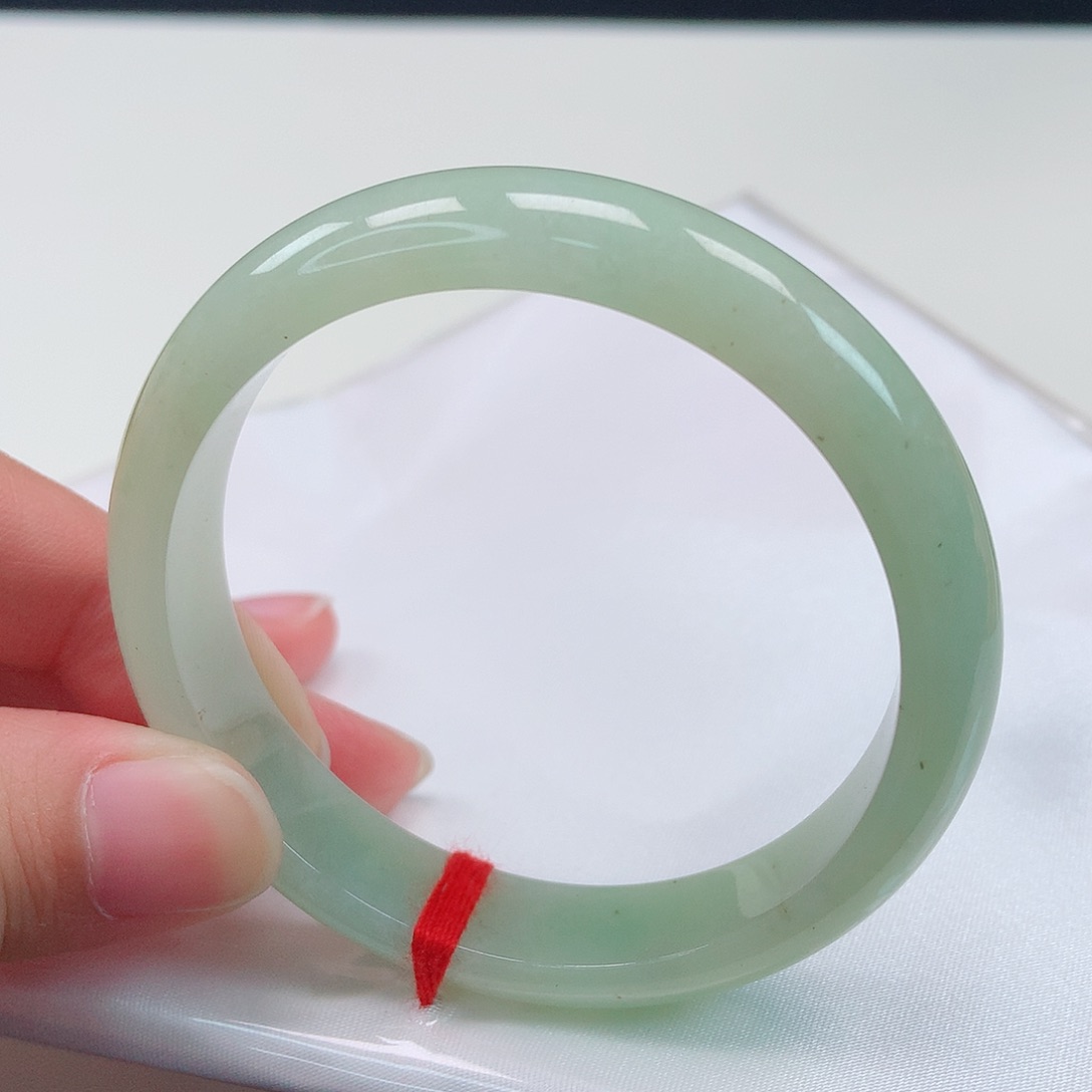 翡翠手镯未镶嵌53正圈