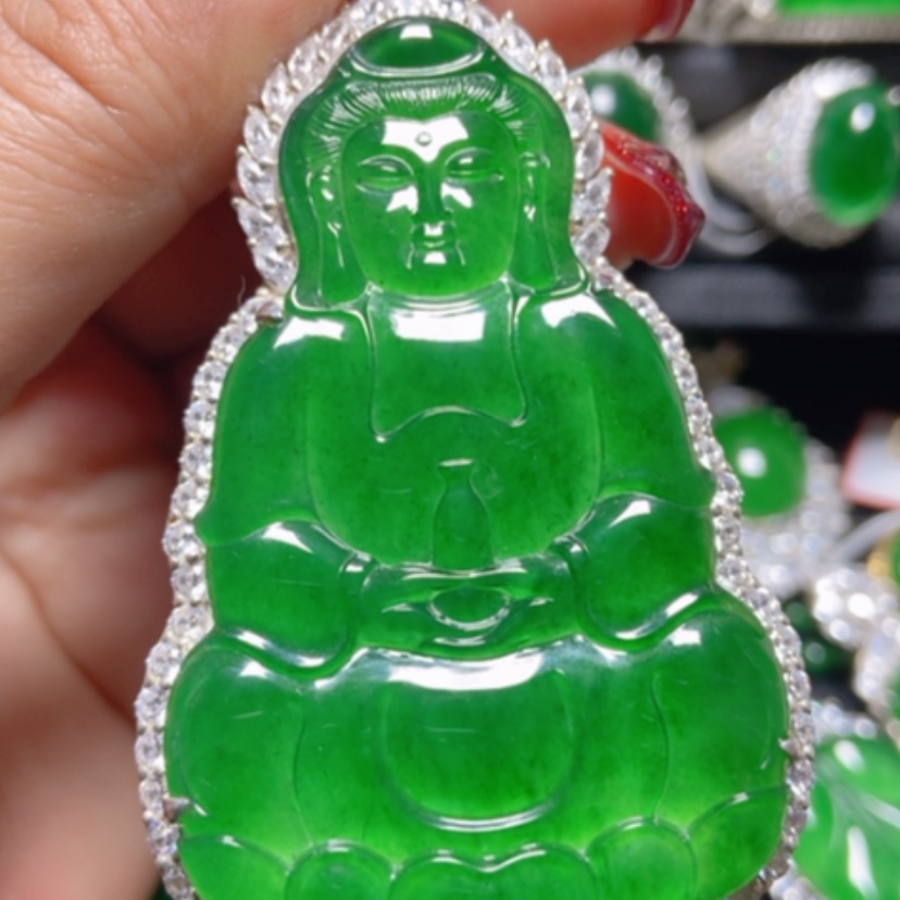 【闪购商品】翡翠颈饰银S925镶嵌翡翠