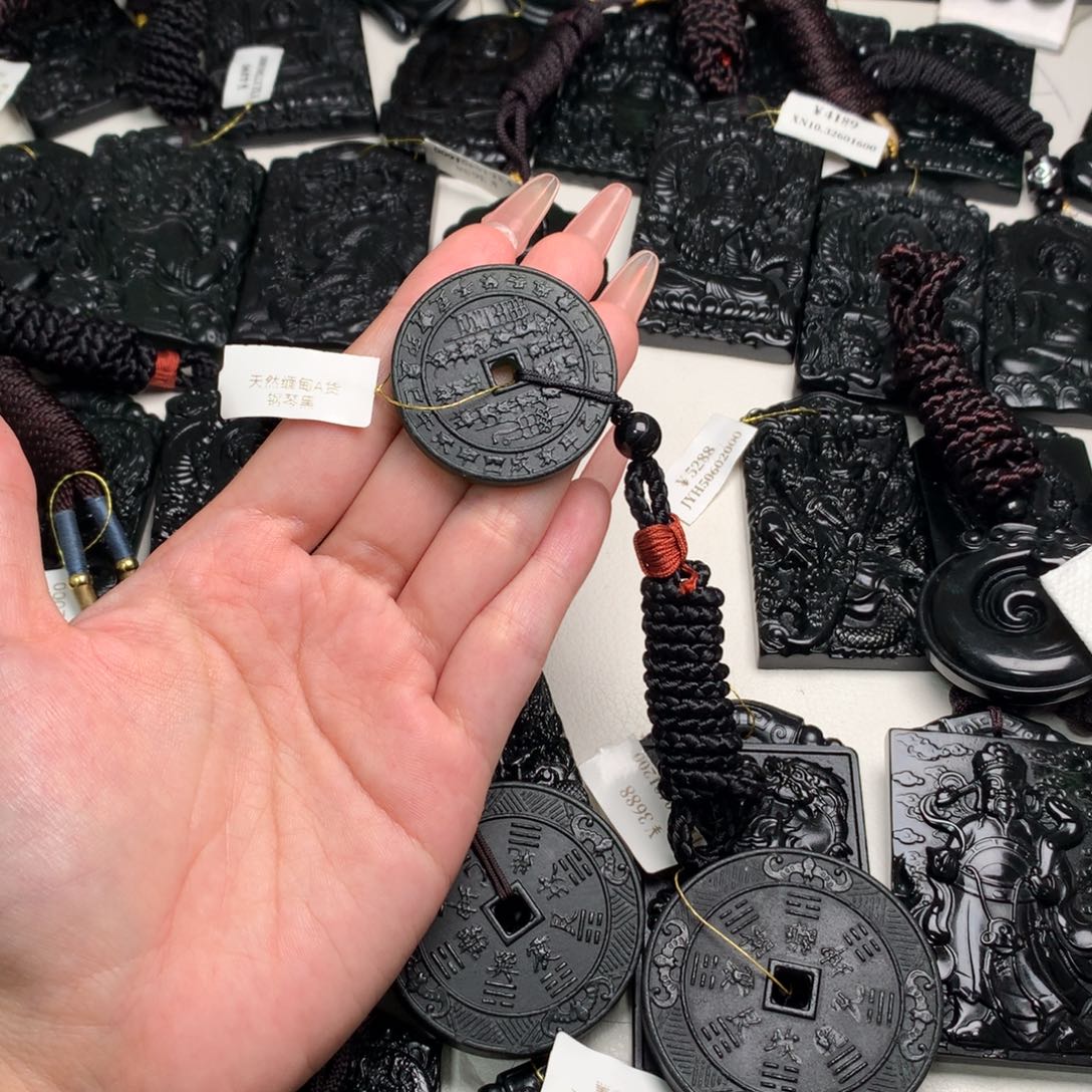 天然缅甸a货钢琴黑挂件