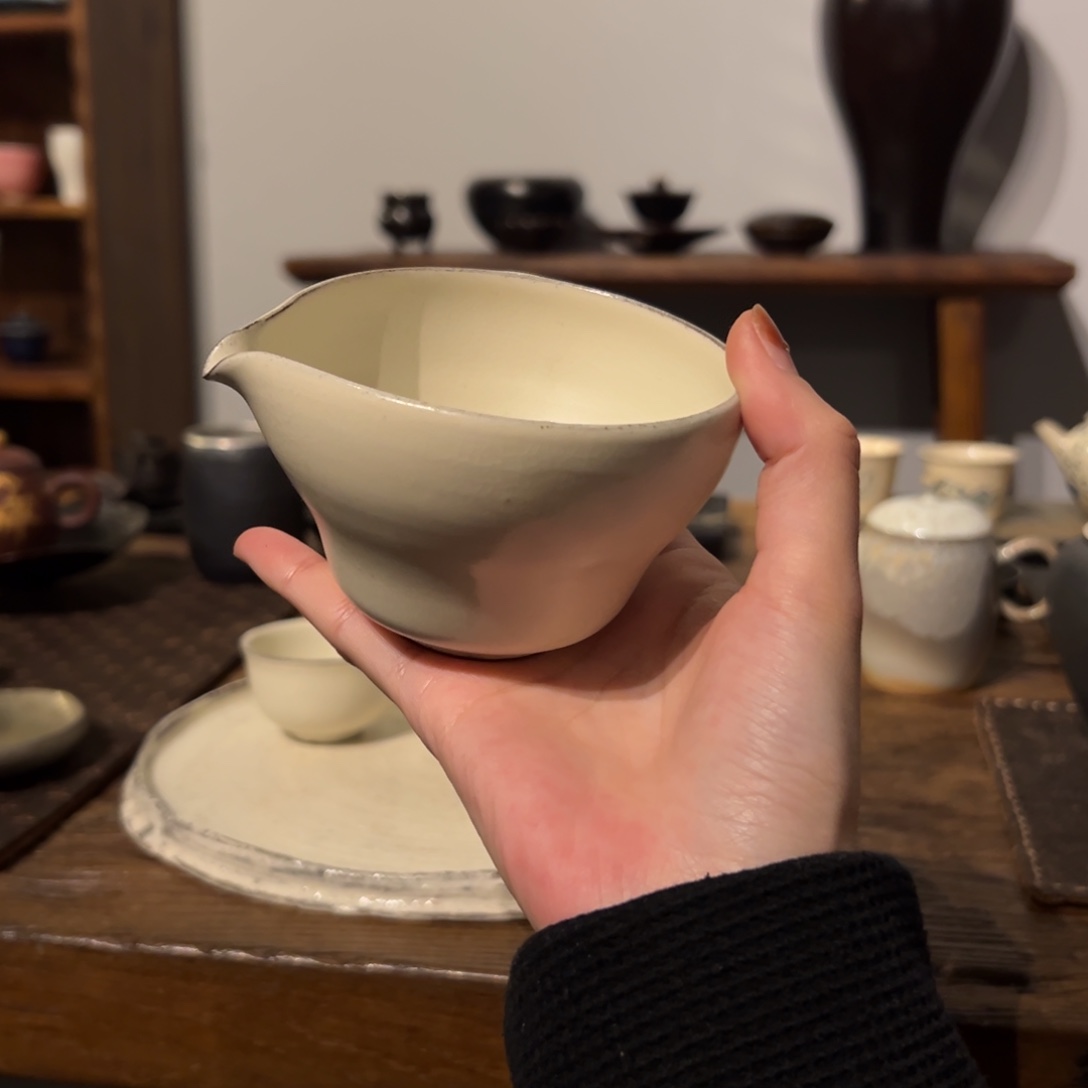 摆件陶瓷。     陶瓷。