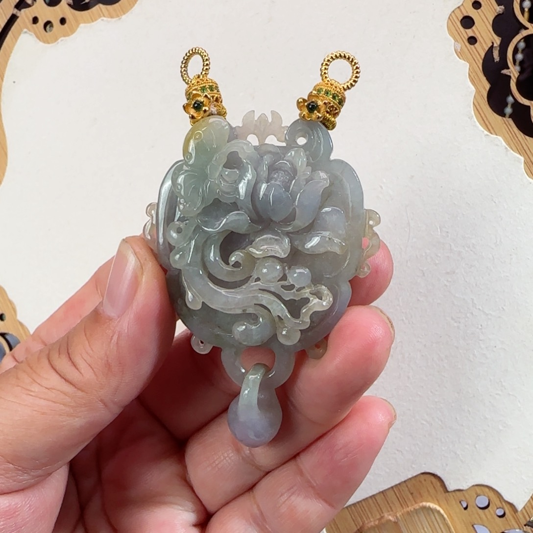 翡翠颈饰未镶嵌仿古