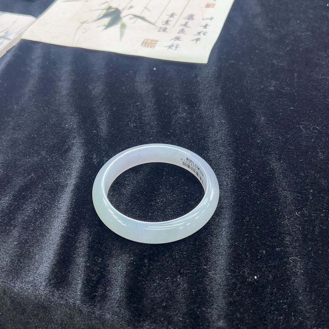 *****定制翡翠未镶嵌翡翠手镯
