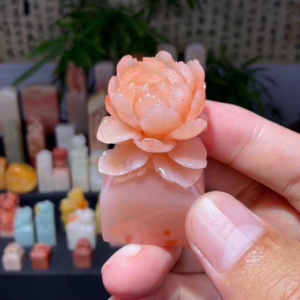 老挝石牡丹花2.8*2.8*4.8cm