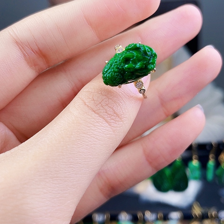 翡翠戒指银S925镶嵌饰品