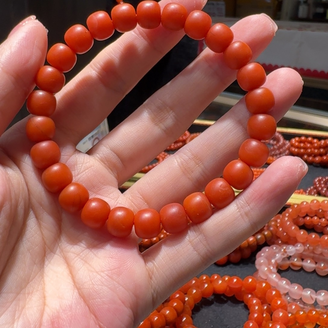 南红玛瑙未镶嵌手链