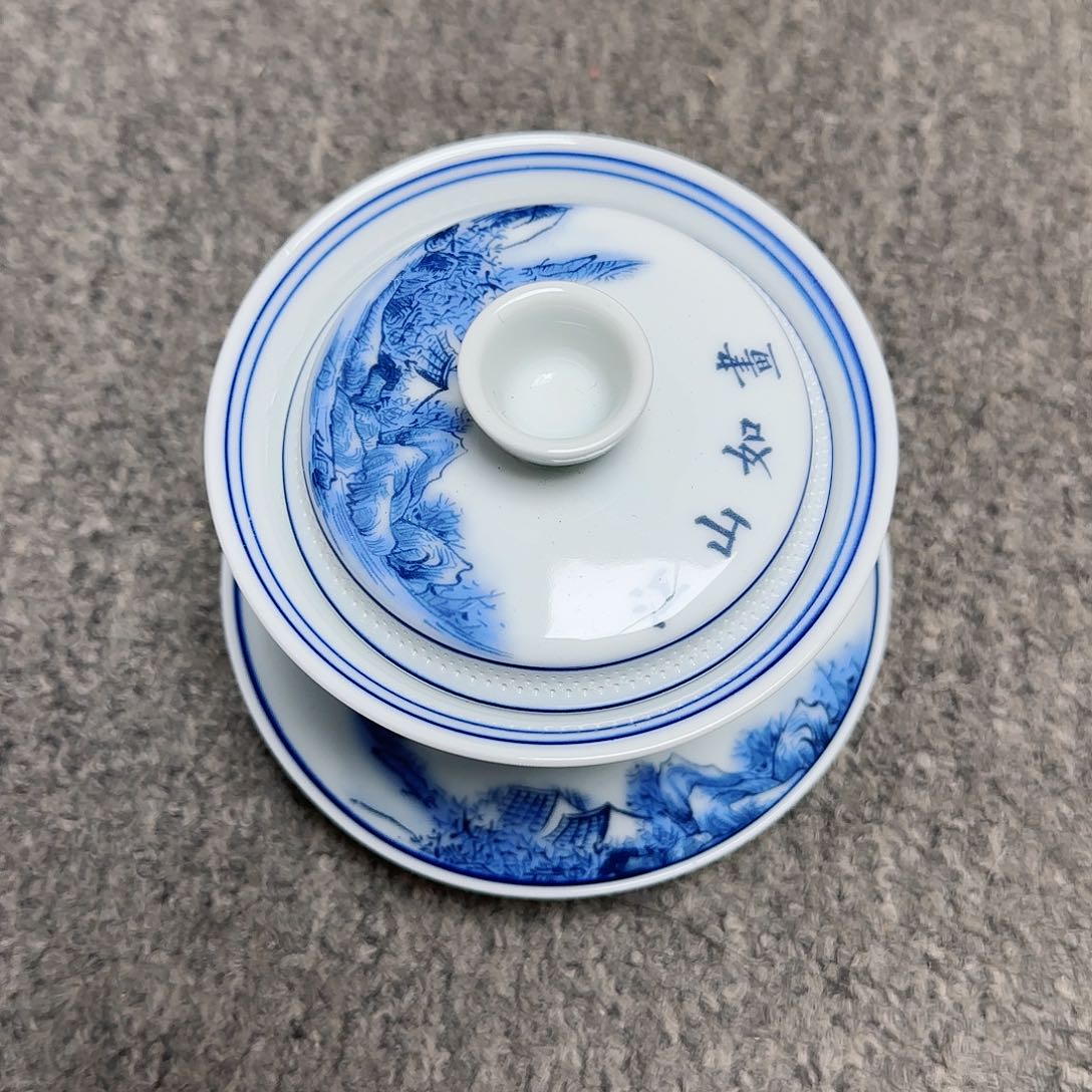 摆件瓷器的工艺技术水平