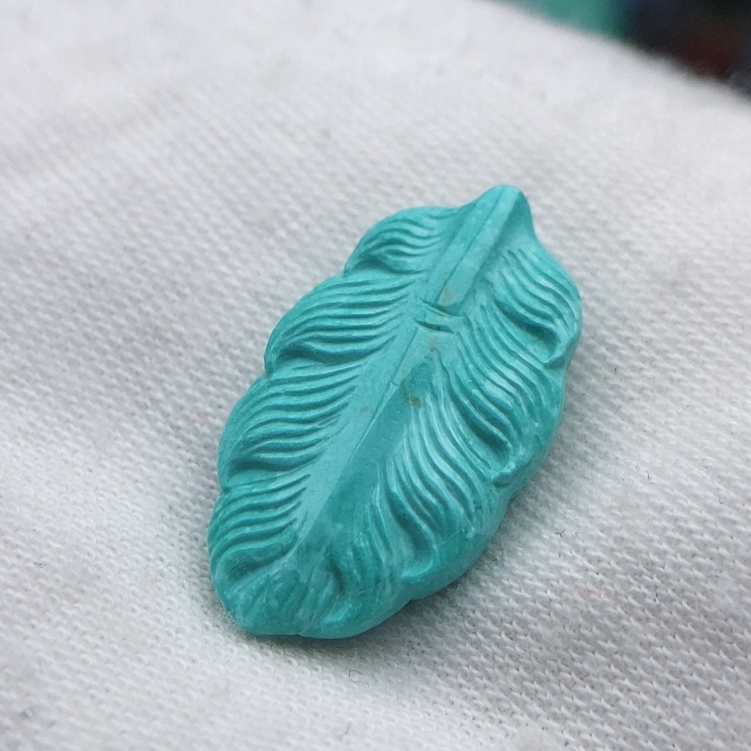 绿松石颈饰未镶嵌