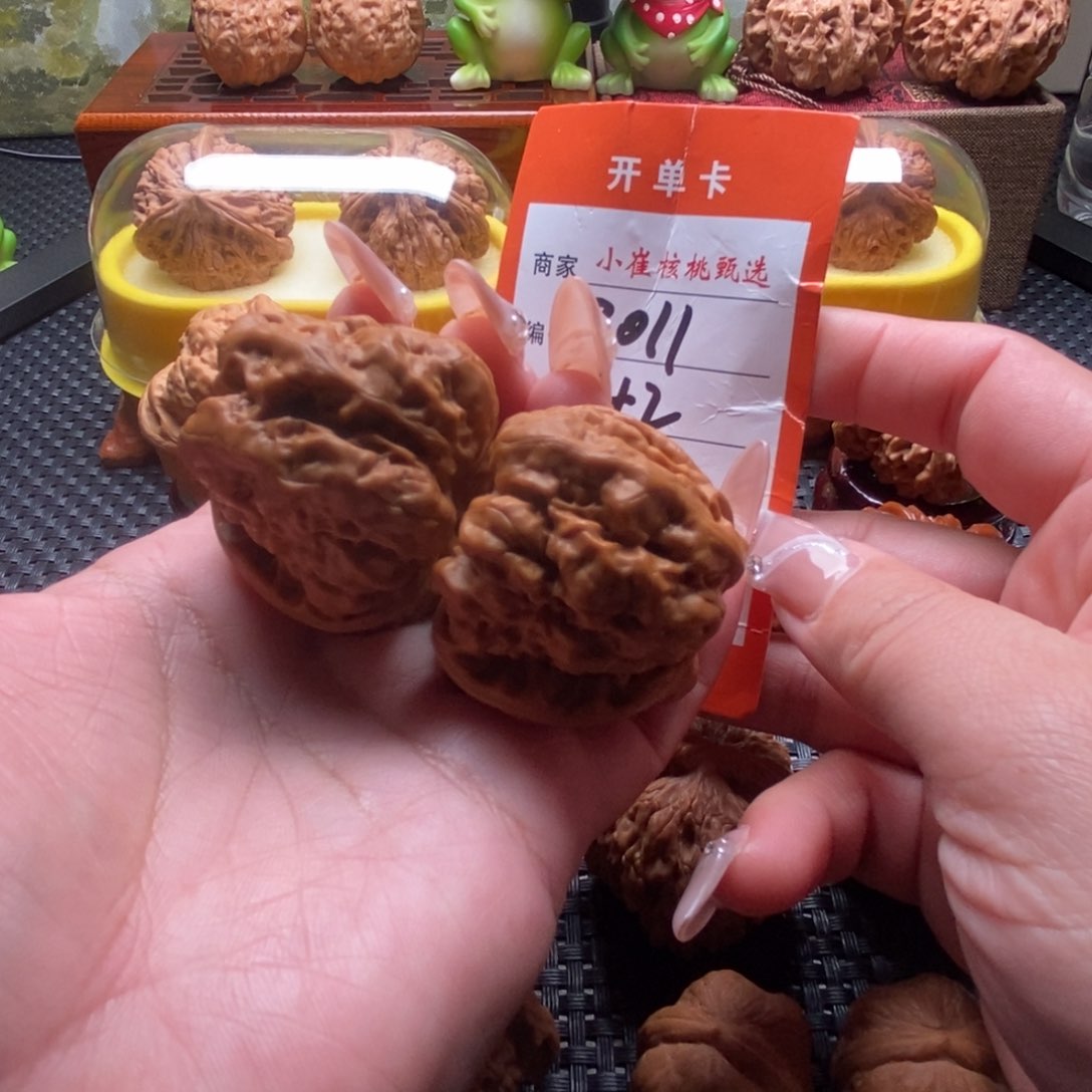 文玩核桃吊坠蛤蟆42克重49