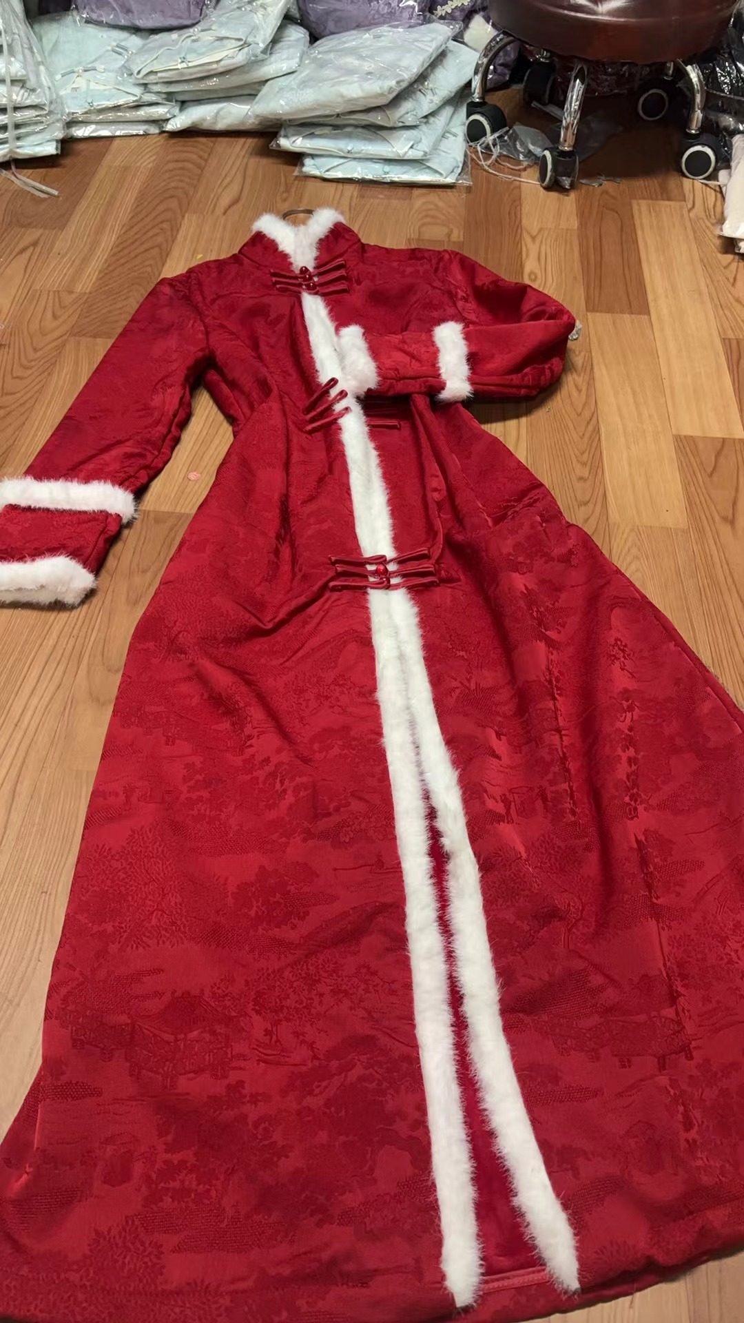 851-红色 锦缎 外披 旗袍 