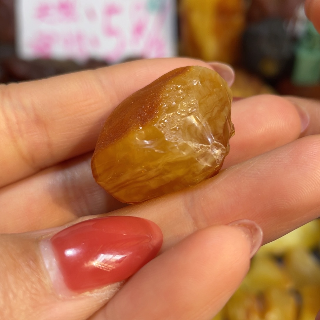 定制琥珀未镶嵌原石