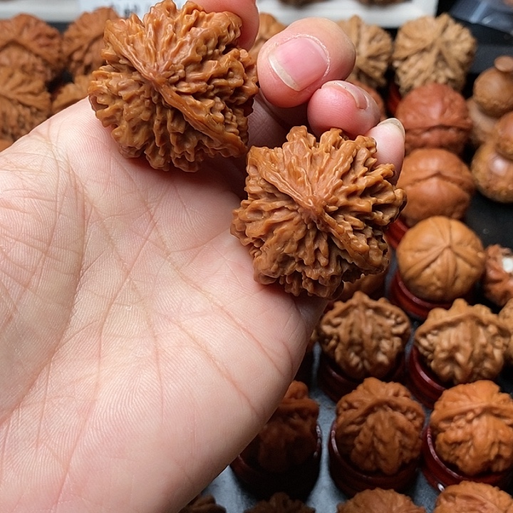 吊坠文玩核桃红桃