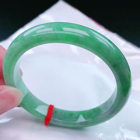 翡翠手镯未镶嵌17号