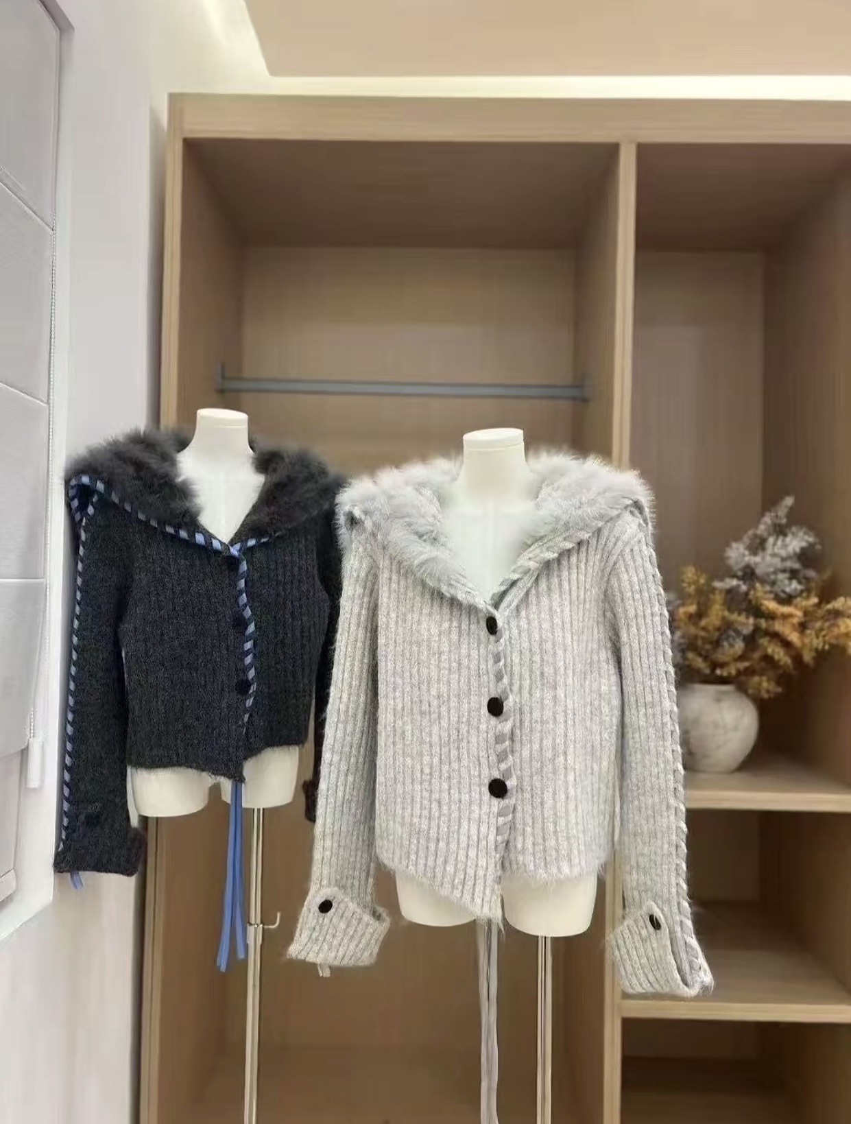 【文琪专属】Yo家2025海军领毛衣狐狸毛休闲百搭女新款