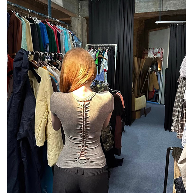 初代陷阱收腰显瘦正肩短袖T恤女2025早春辣妹设计感内搭上衣