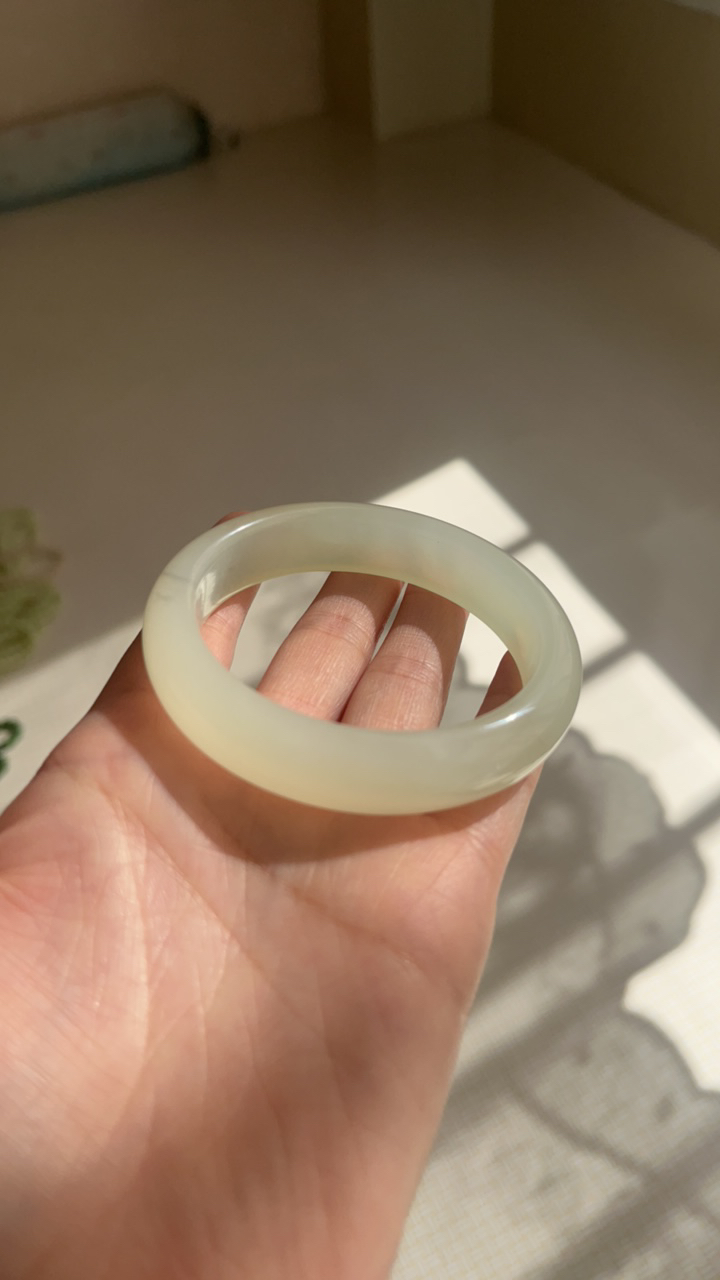 岫玉白月光手镯57口径