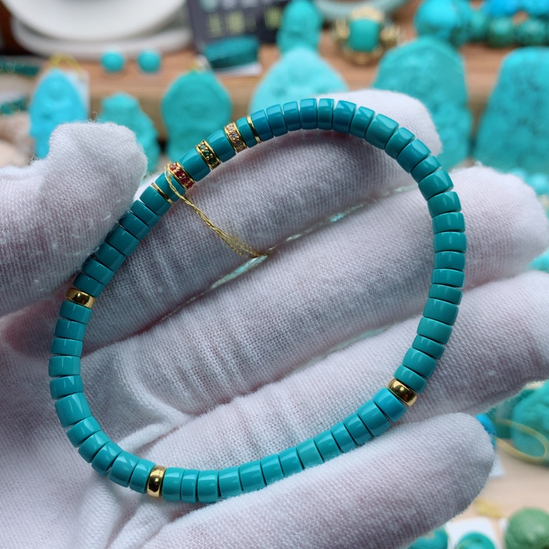 绿松石颈饰18K金镶嵌