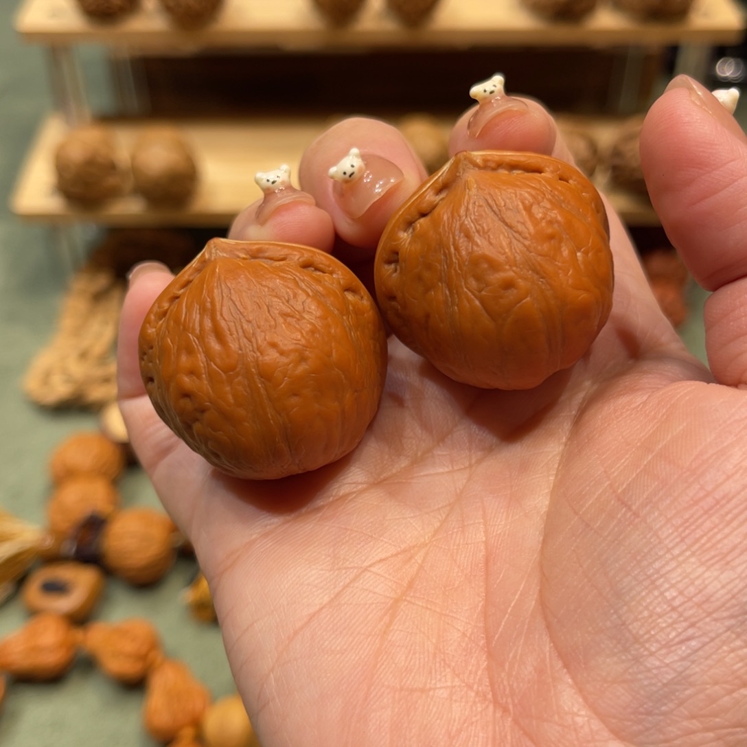 文玩核桃把件水晶大蟠桃