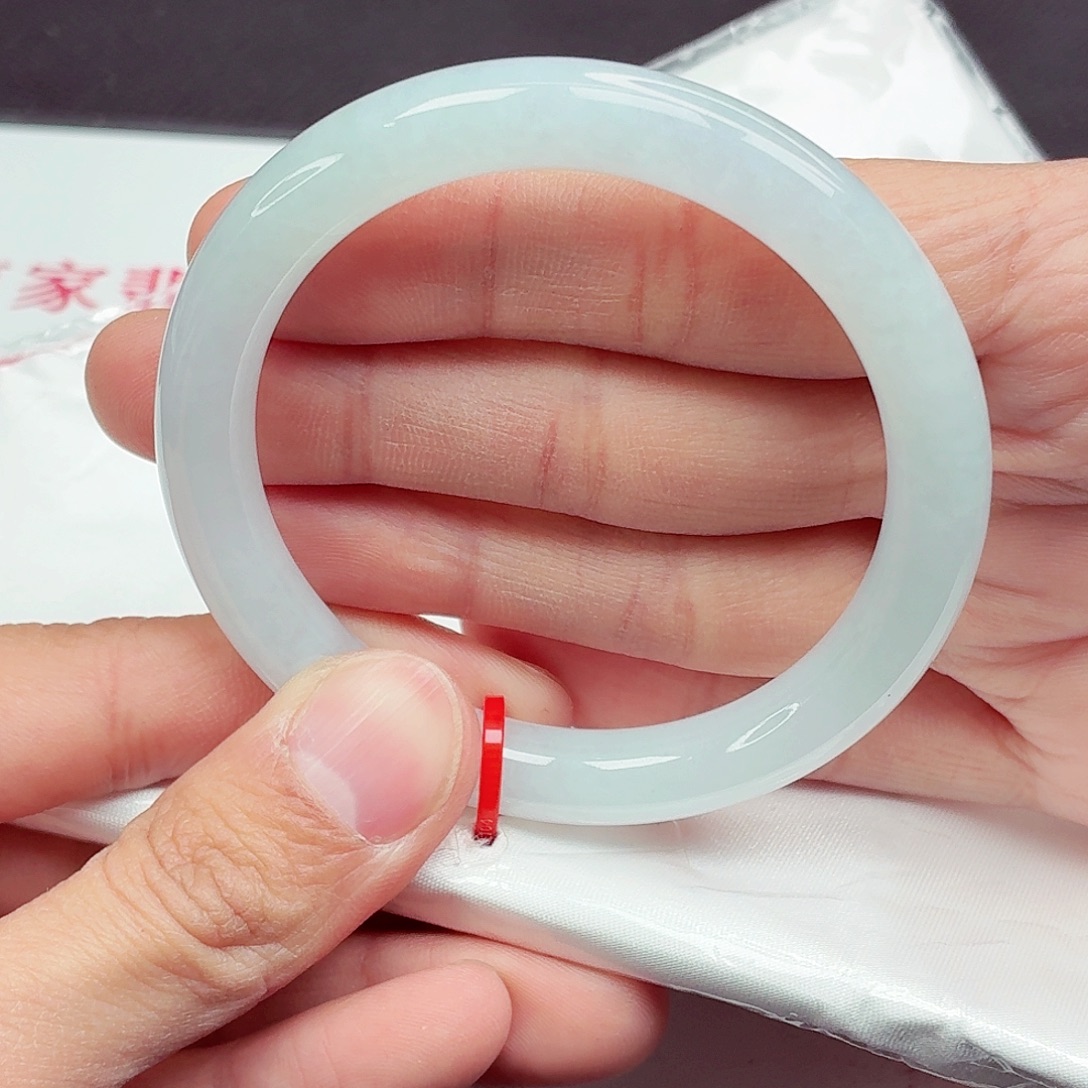 翡翠未镶嵌手镯55圈