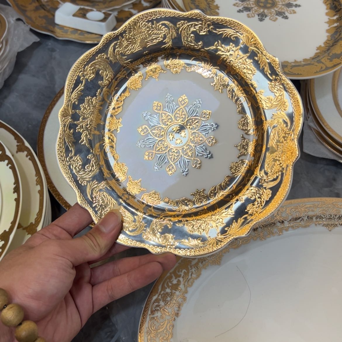 【闪购商品】瓷片亚8寸平盘八个一单