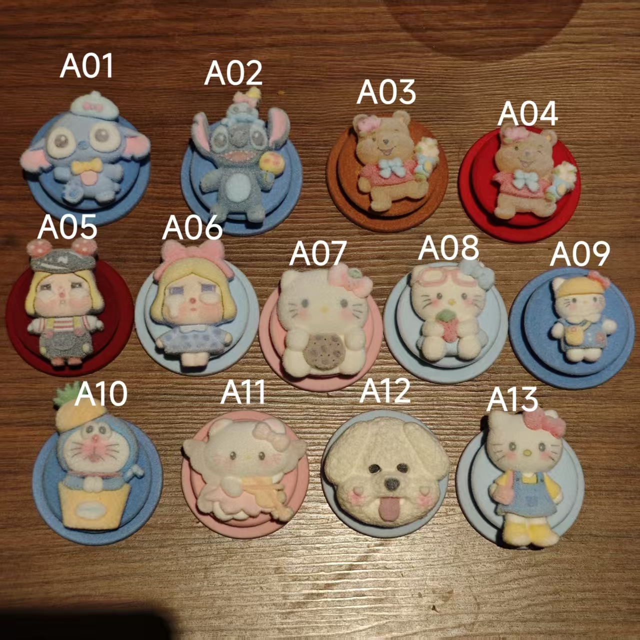 卡通可爱kt植绒新款强磁吸支架凯蒂猫苹果magsafe手机壳气囊支架