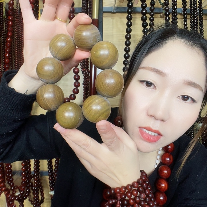 似***年东非黑黄檀（紫光檀）