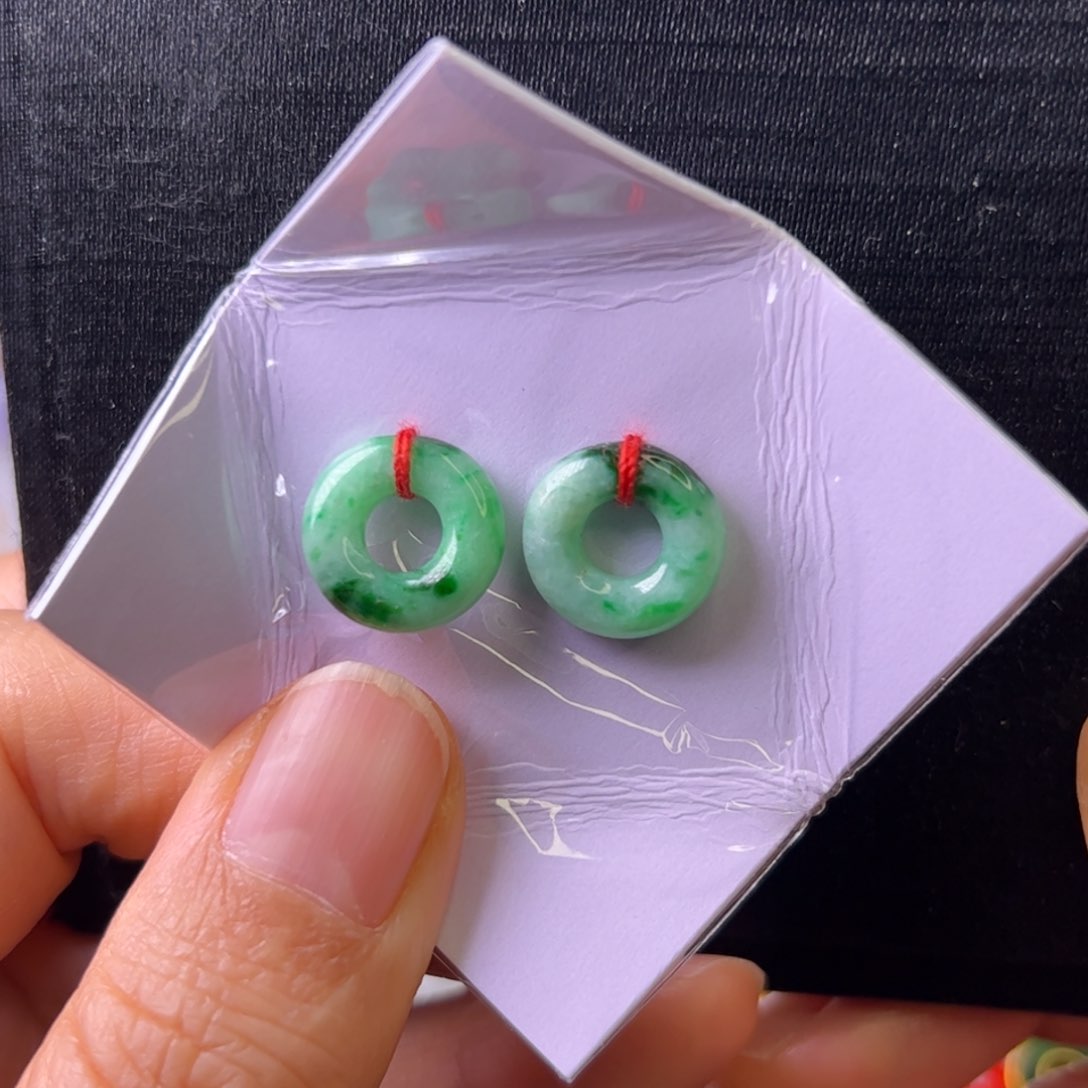 翡翠耳饰未镶嵌圈圈
