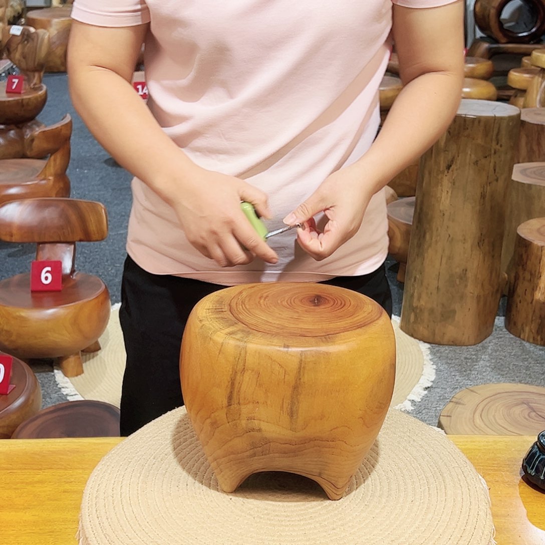 8 号香樟木尺寸：22-20-20cm