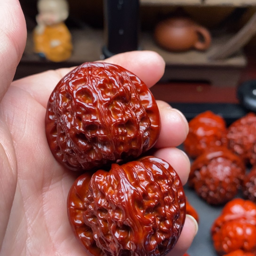 吊坠文玩核桃37三角白