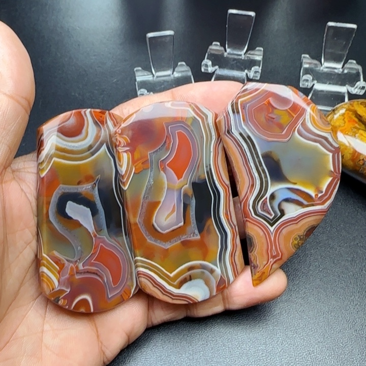 V***i玛瑙/玉髓首饰未镶嵌