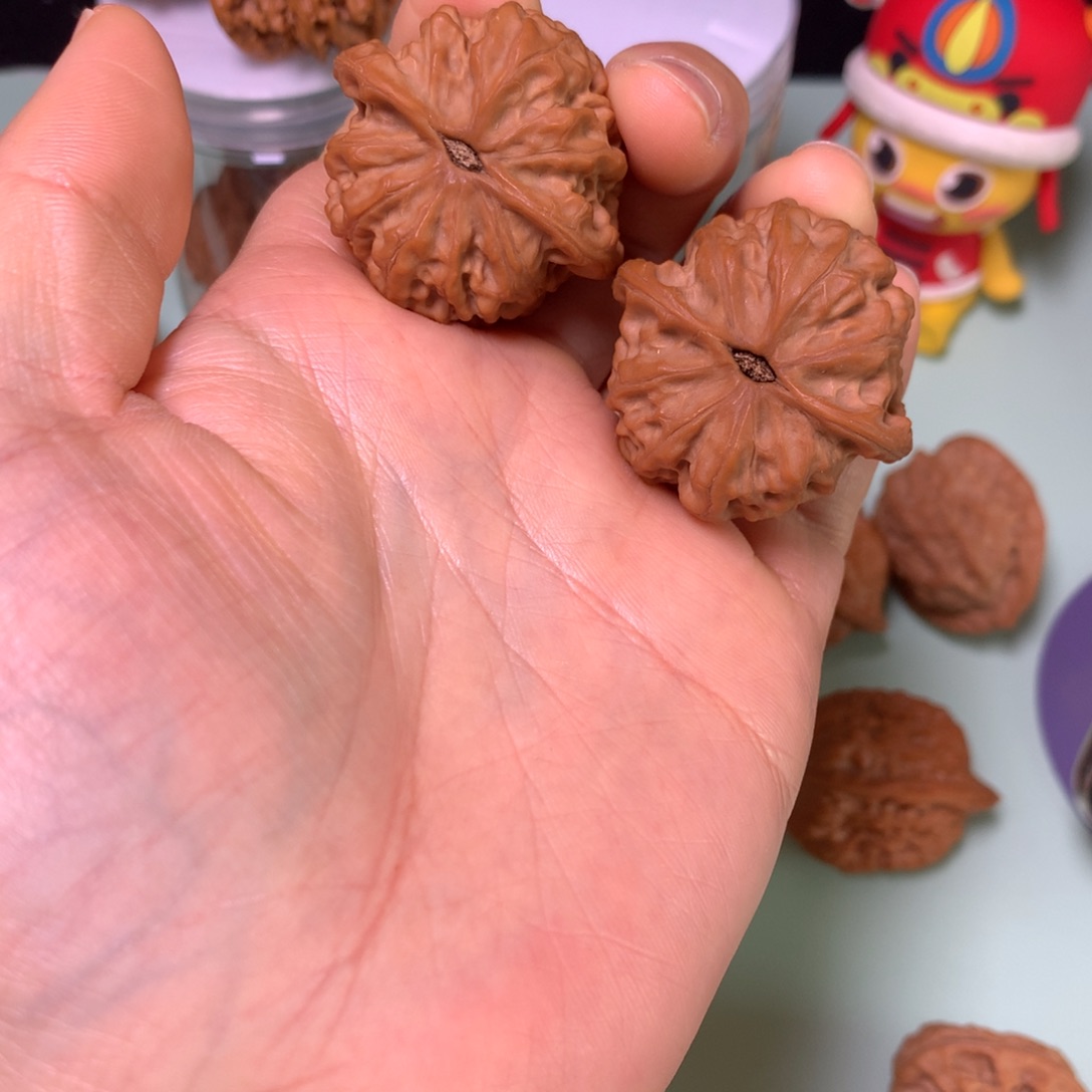 1***3把件文玩核桃金牛