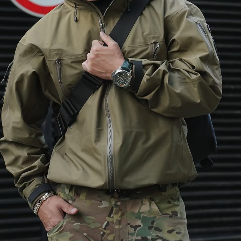 军袅系列（鼎货）净版硬男版型户外防风运动登山防泼水冲锋衣