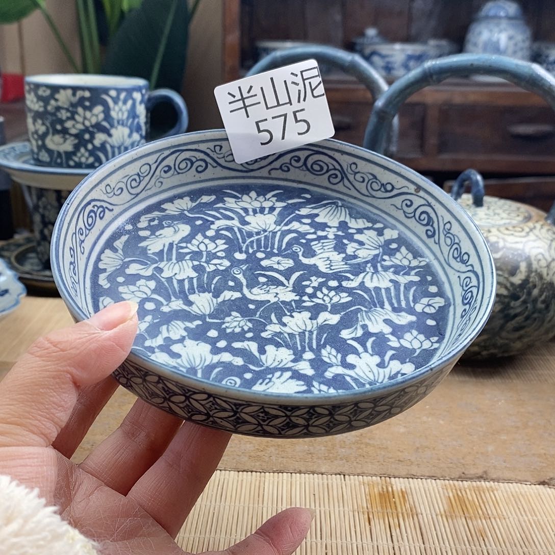手工手绘青花陶瓷