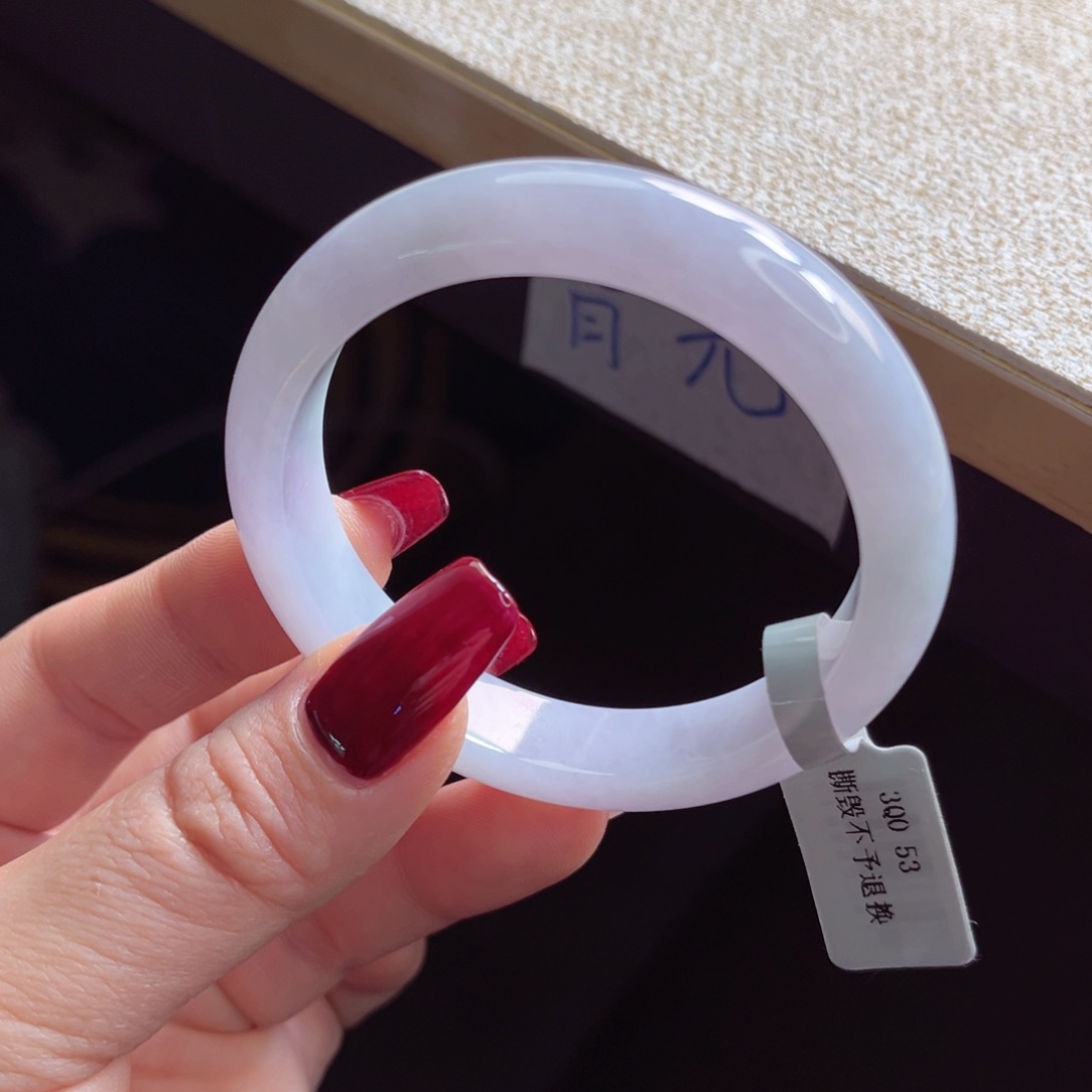 翡翠手镯未镶嵌手镯