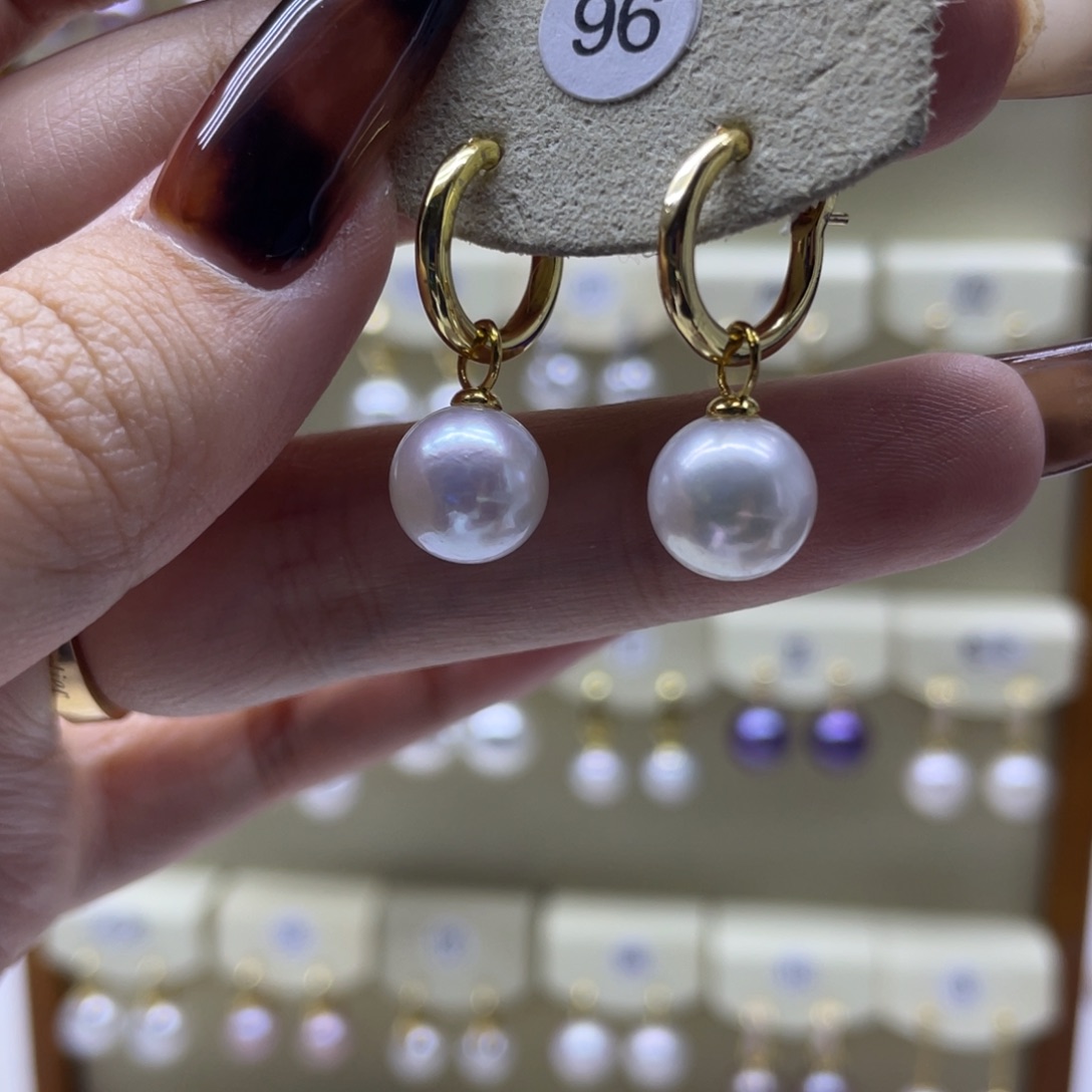 淡水珍珠耳饰未镶嵌