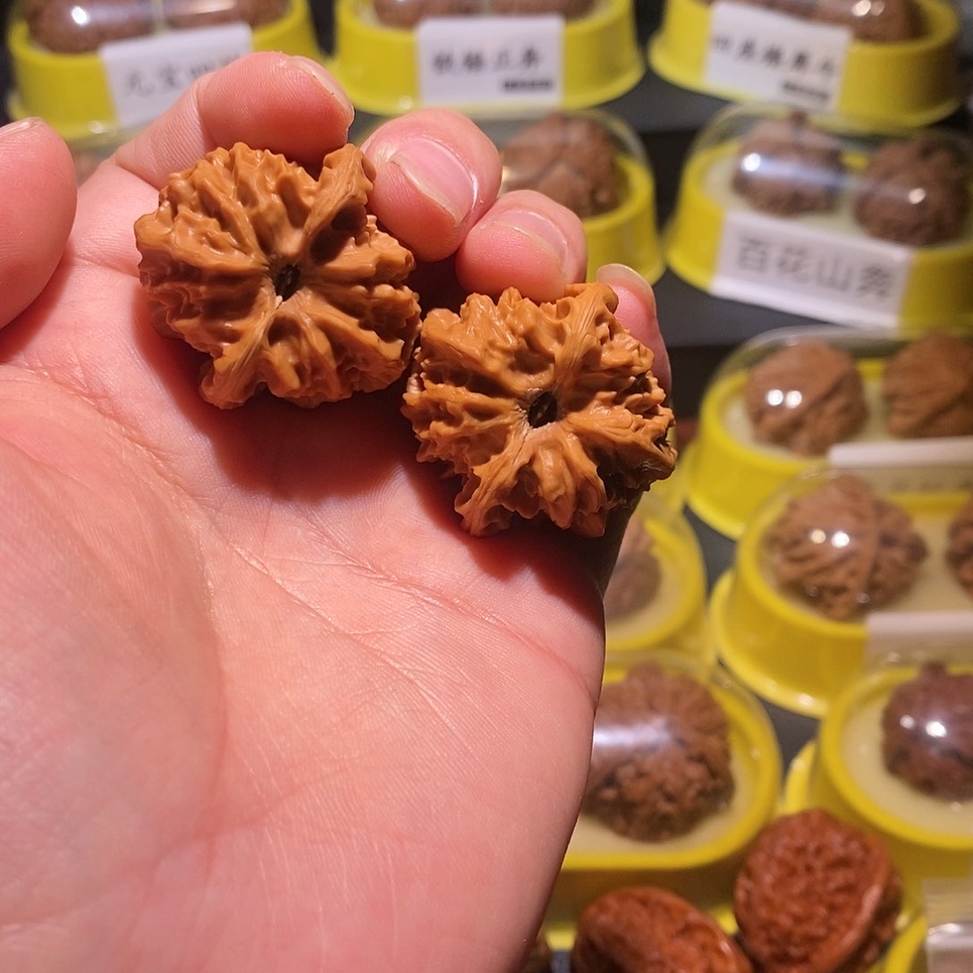 文玩核桃吊坠曹大龙35