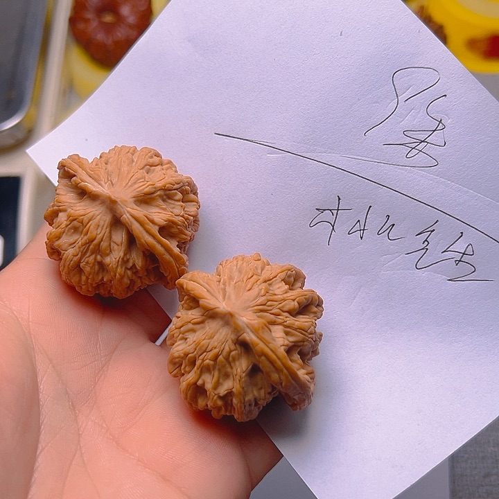 把件桃核桃*生麦虎