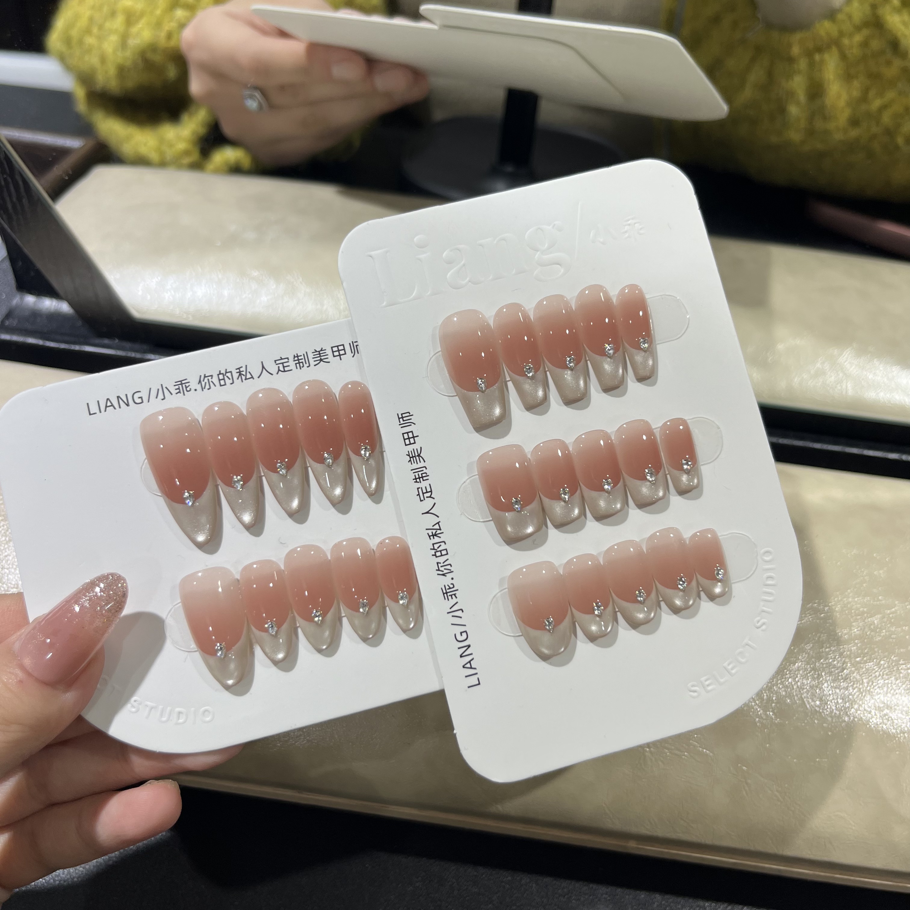 【月光白边诗】高端 纯手工 定制 穿戴甲 轻奢美甲显白气质穿戴式