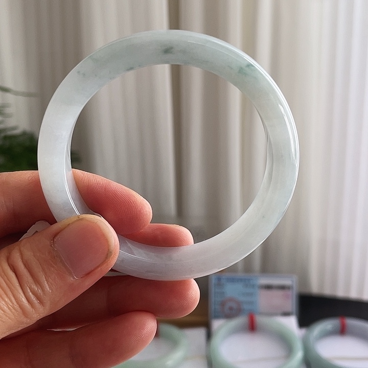 未镶嵌手镯翡翠成品