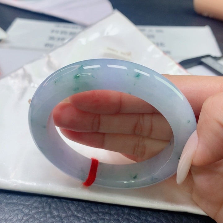 翡翠未镶嵌手镯5556