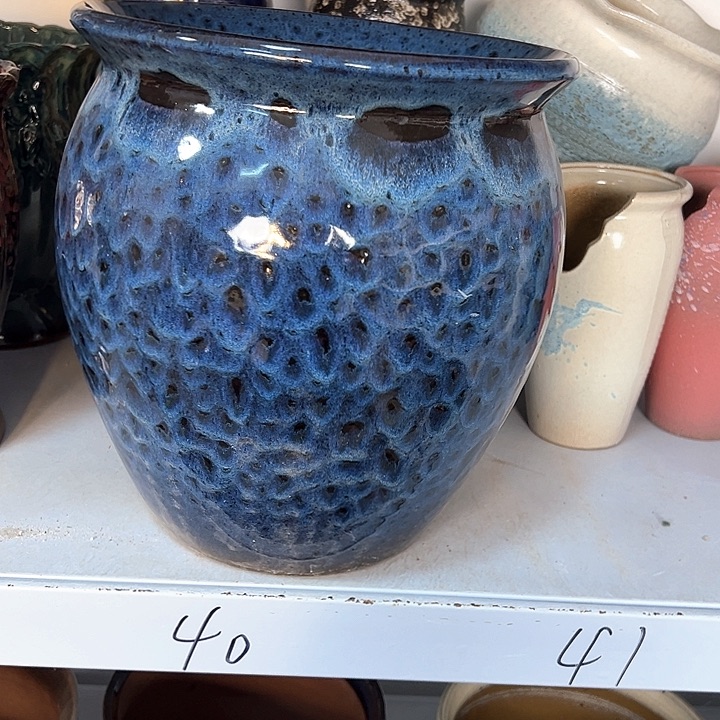 红陶口25高28。。。。。。。