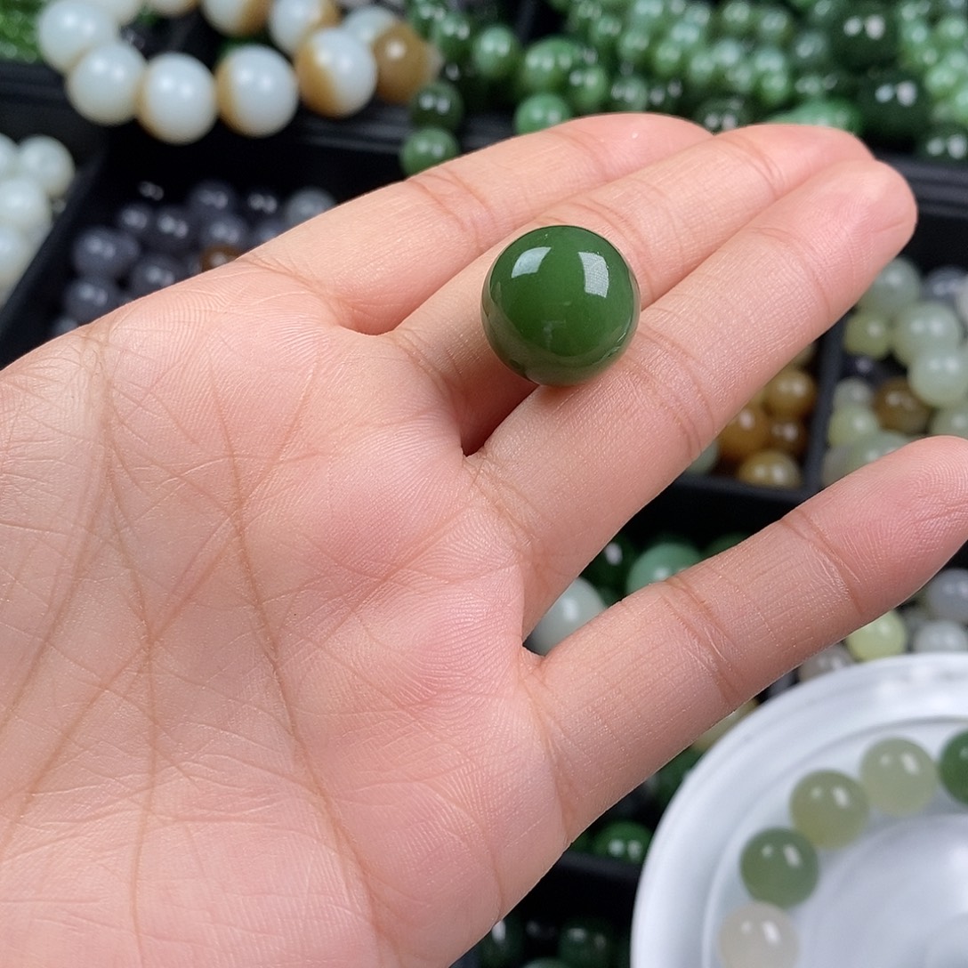 未镶嵌和田玉珠宝半成品