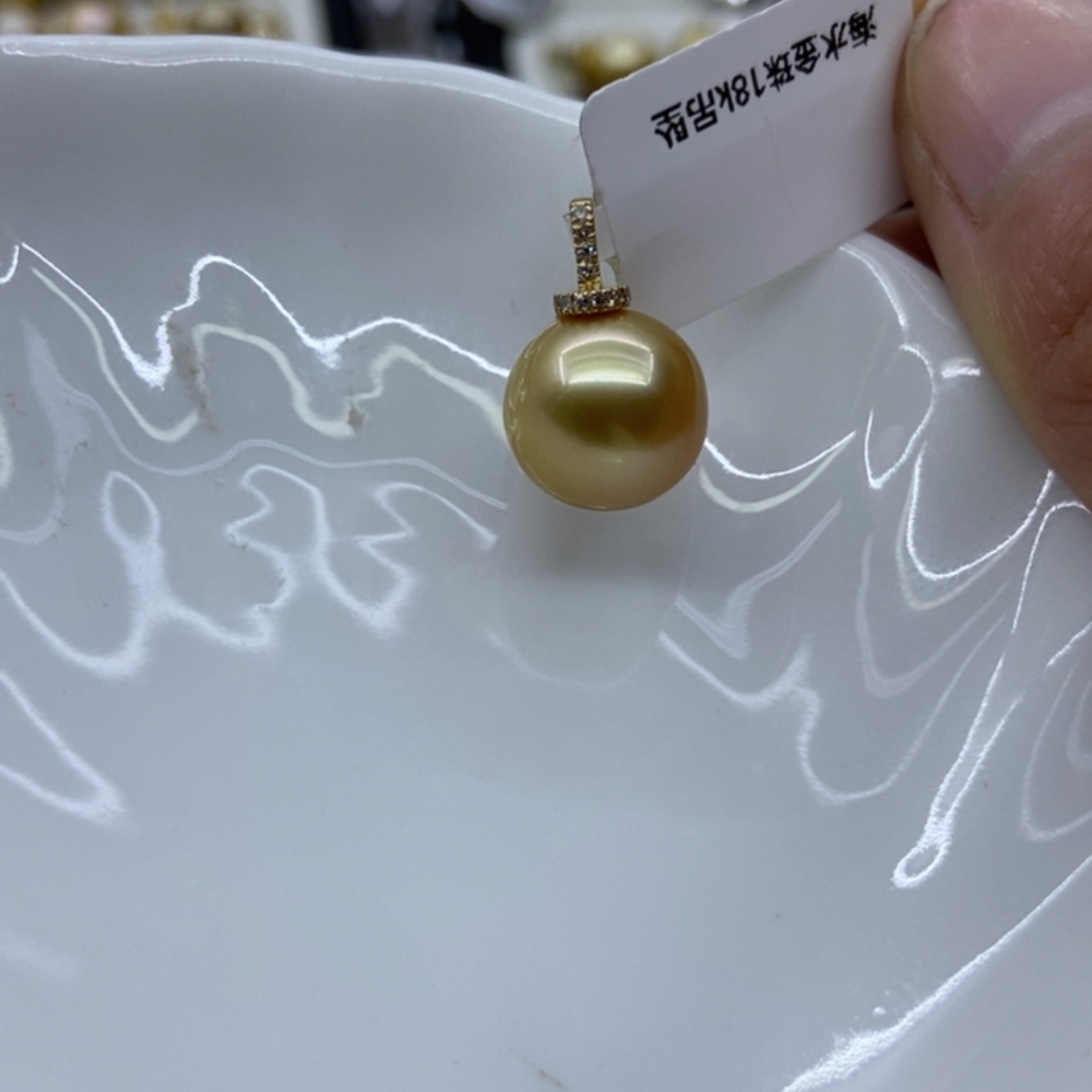 海水珍珠吊坠(不含链)18K金镶嵌