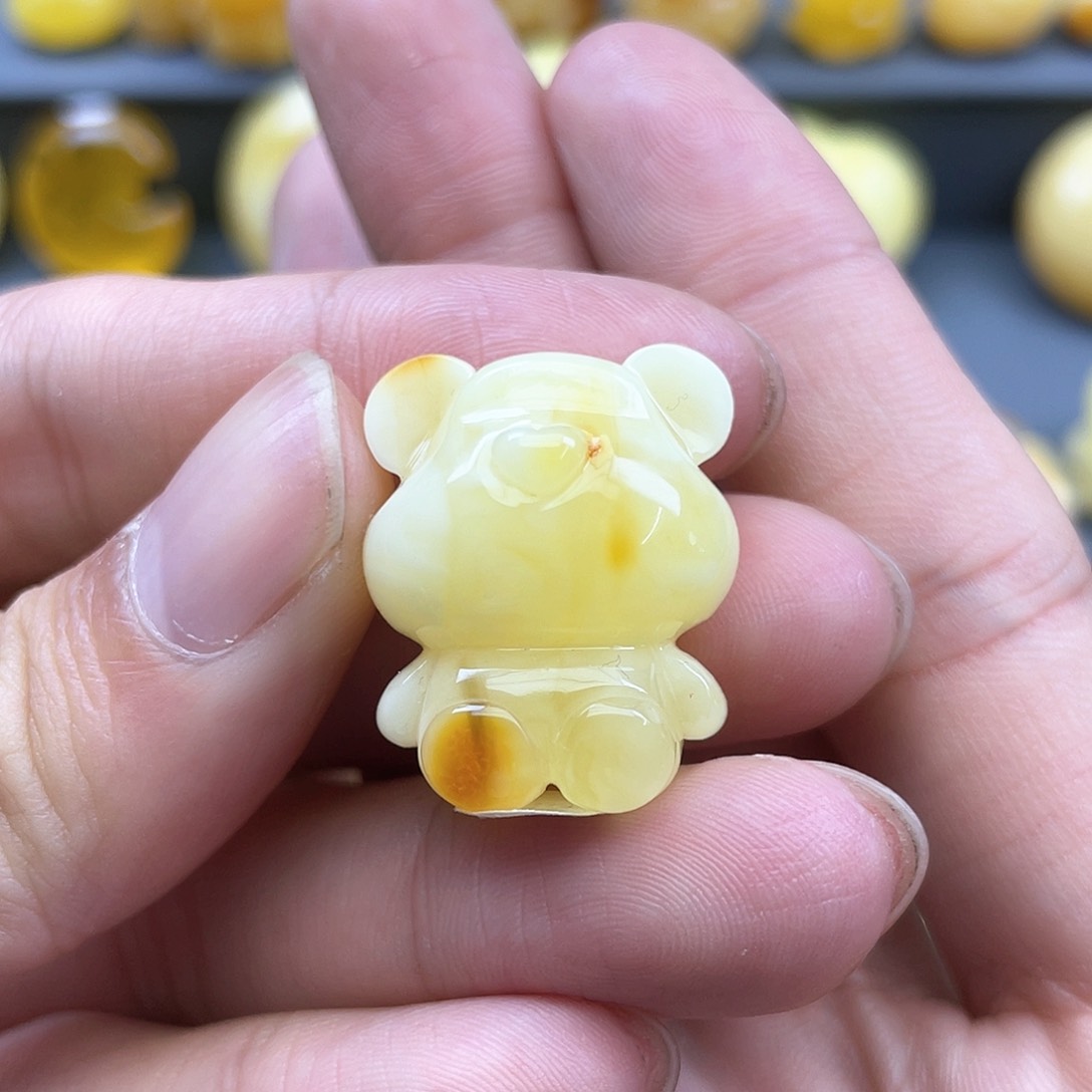琥珀裸石未镶嵌蜜蜡