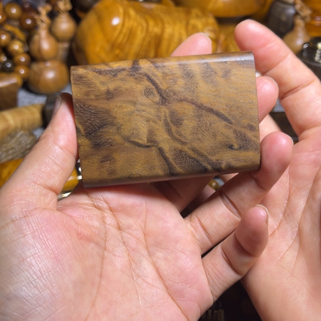 香榧木阴沉黄无事牌