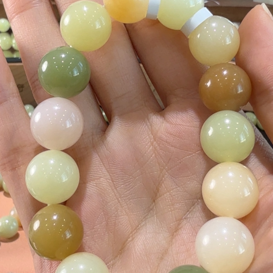 和田玉未镶嵌颈饰卡14新疆料多宝