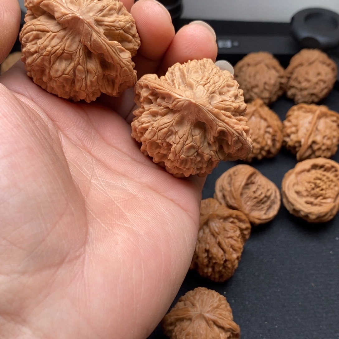 挽***风把件桃核文玩核头